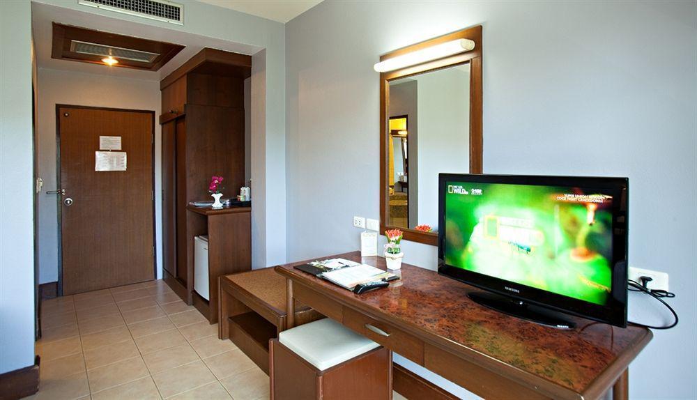 C & N Hotel Patong, Phuket 3*
