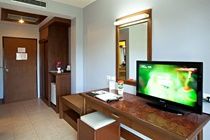 C & N Hotel Patong, Phuket Khách sạn Patong
