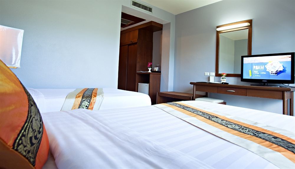 C & N Hotel Patong, Phuket Khách sạn 3*