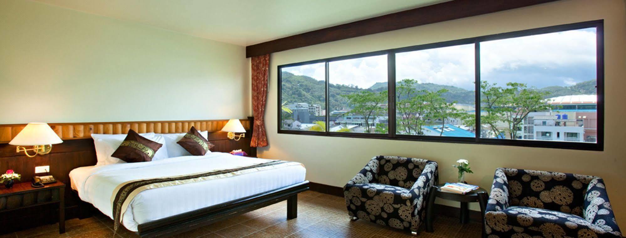 Khách sạn C & N Hotel Patong, Phuket 3*