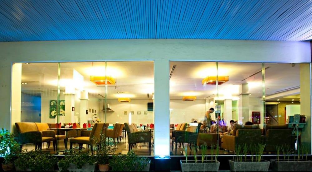 C & N Hotel Patong, Phuket