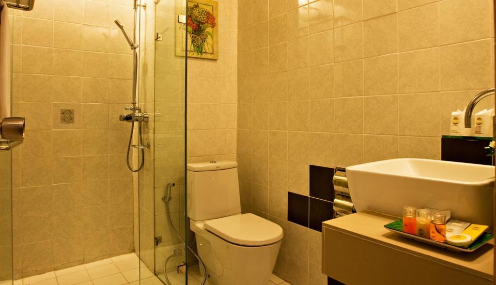 C & N Hotel Patong, Phuket 3*