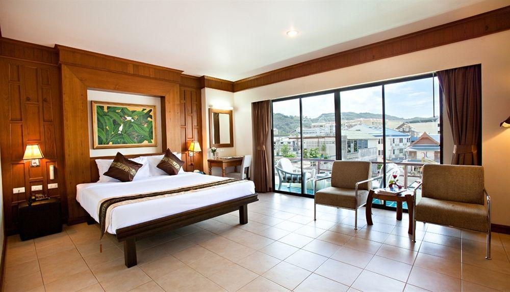 C & N Hotel Patong, Phuket 3*